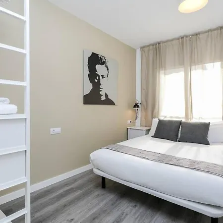 Magical Design With Terrace Apartment L'Hospitalet de Llobregat Exterior photo